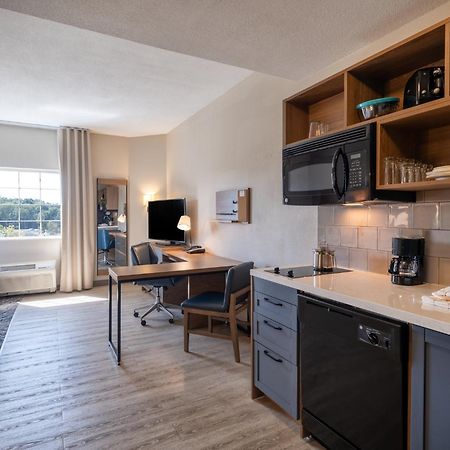 Candlewood Suites Manassas By Ihg Zewnętrze zdjęcie