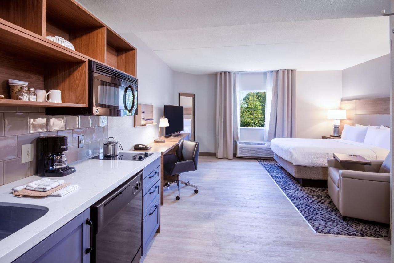 Candlewood Suites Manassas By Ihg Zewnętrze zdjęcie