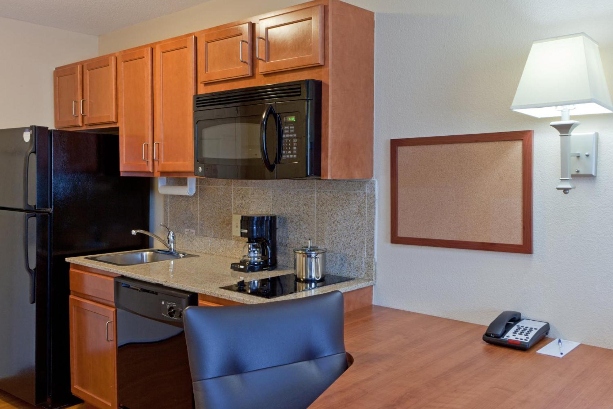 Candlewood Suites Manassas By Ihg Zewnętrze zdjęcie